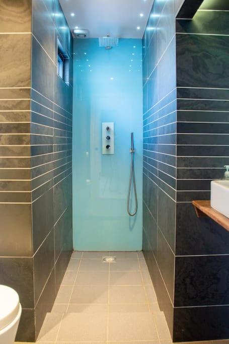 Edge14- Spacious, Stylish And Near The Beach! New Quay Dış mekan fotoğraf