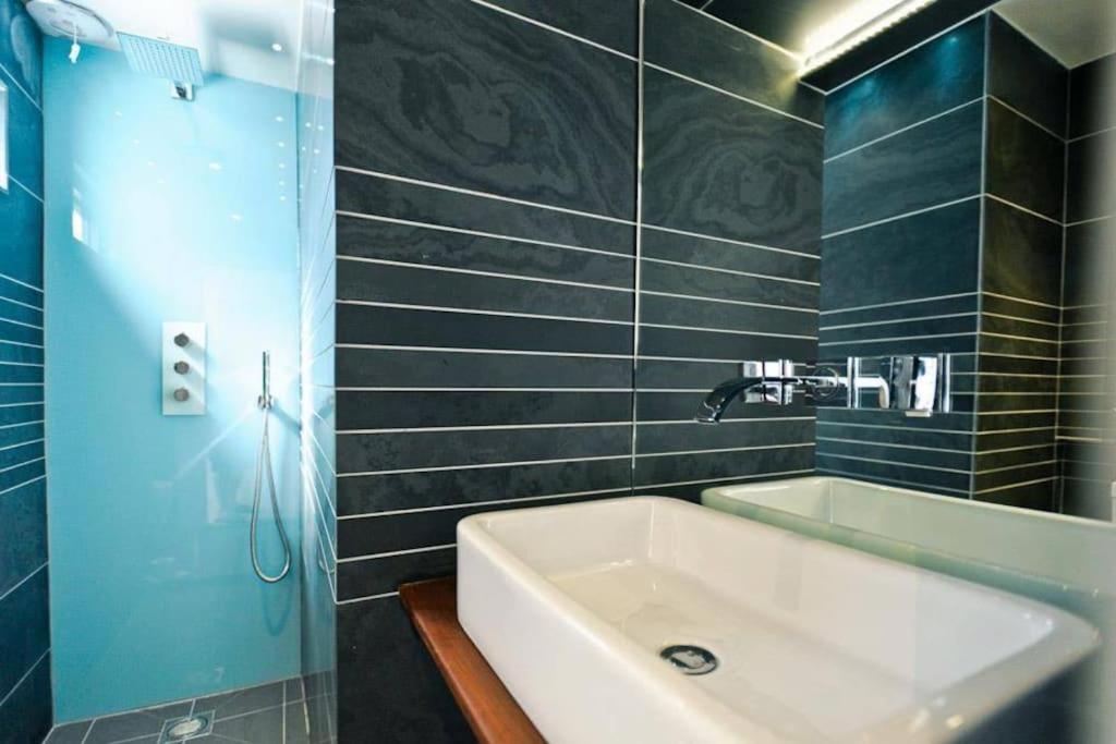 Edge14- Spacious, Stylish And Near The Beach! New Quay Dış mekan fotoğraf